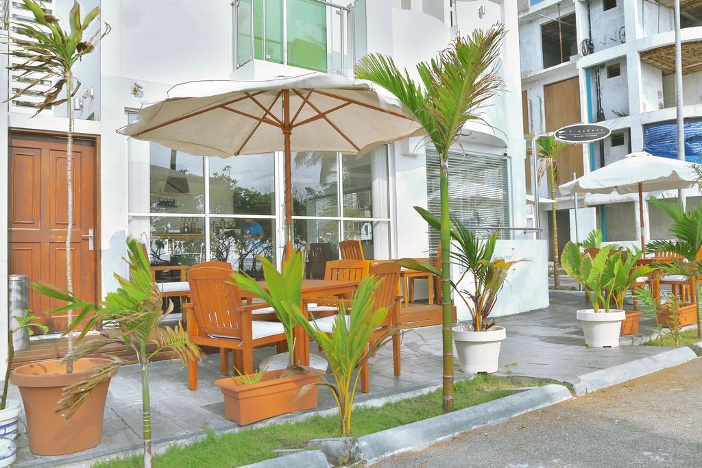 Airport Beach Hotel Hulhumale Zewnętrze zdjęcie