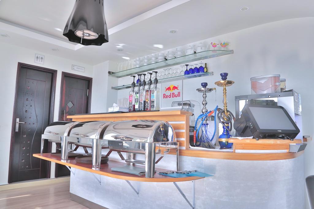 Airport Beach Hotel Hulhumale Zewnętrze zdjęcie