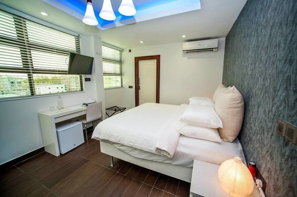 Airport Beach Hotel Hulhumale Zewnętrze zdjęcie