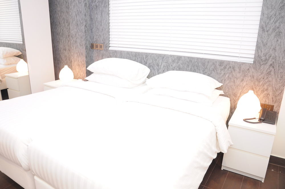 Airport Beach Hotel Hulhumale Zewnętrze zdjęcie